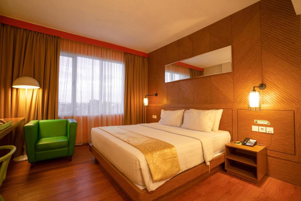 Maxonehotels.Com At Vivo Палембанг Екстер'єр фото